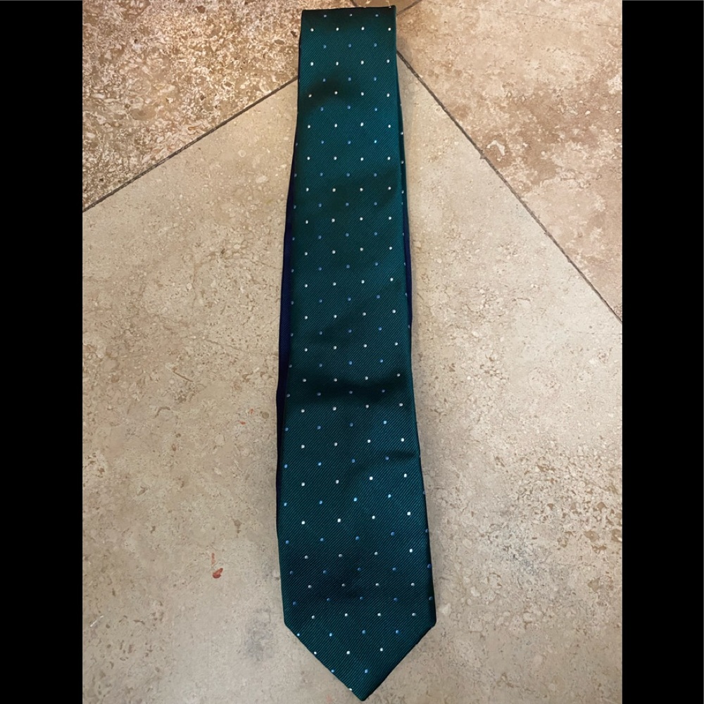 Like new. Worn once and dry cleaned